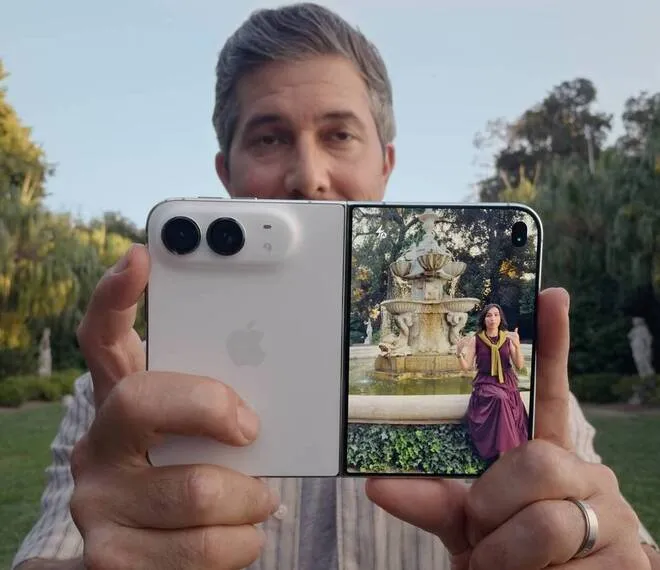 Огляд першого складаного iPhone Duo